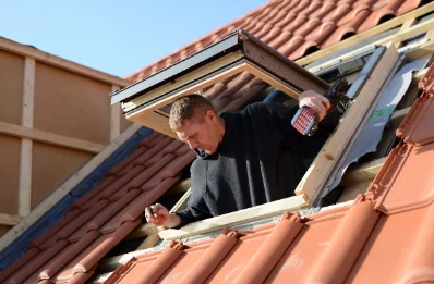 Pose de fenêtres de toit Velux au Bec-Thomas
